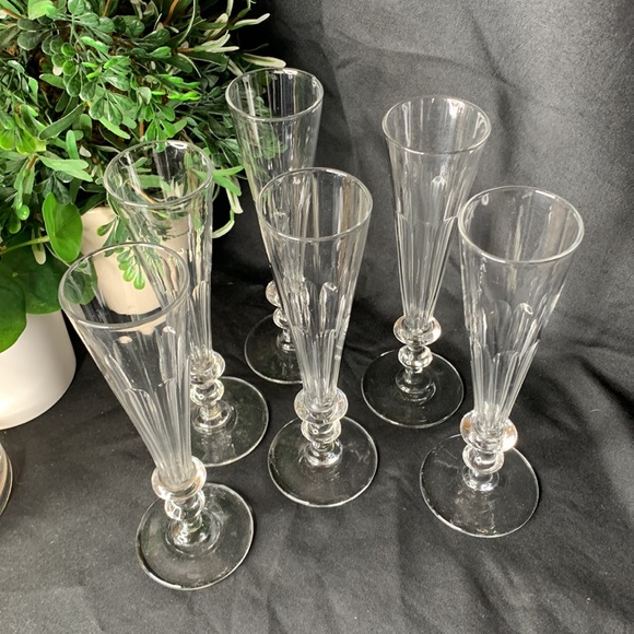 Set of 6 antique mid 19th century cut panel faceted crystal champagne glasses - Picture 2 of 12